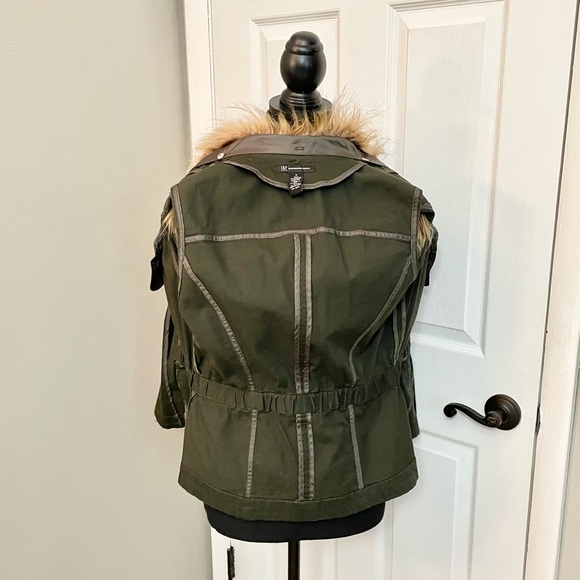 INC Faux Fur Vest 🤎💚 - Picture 10 of 11